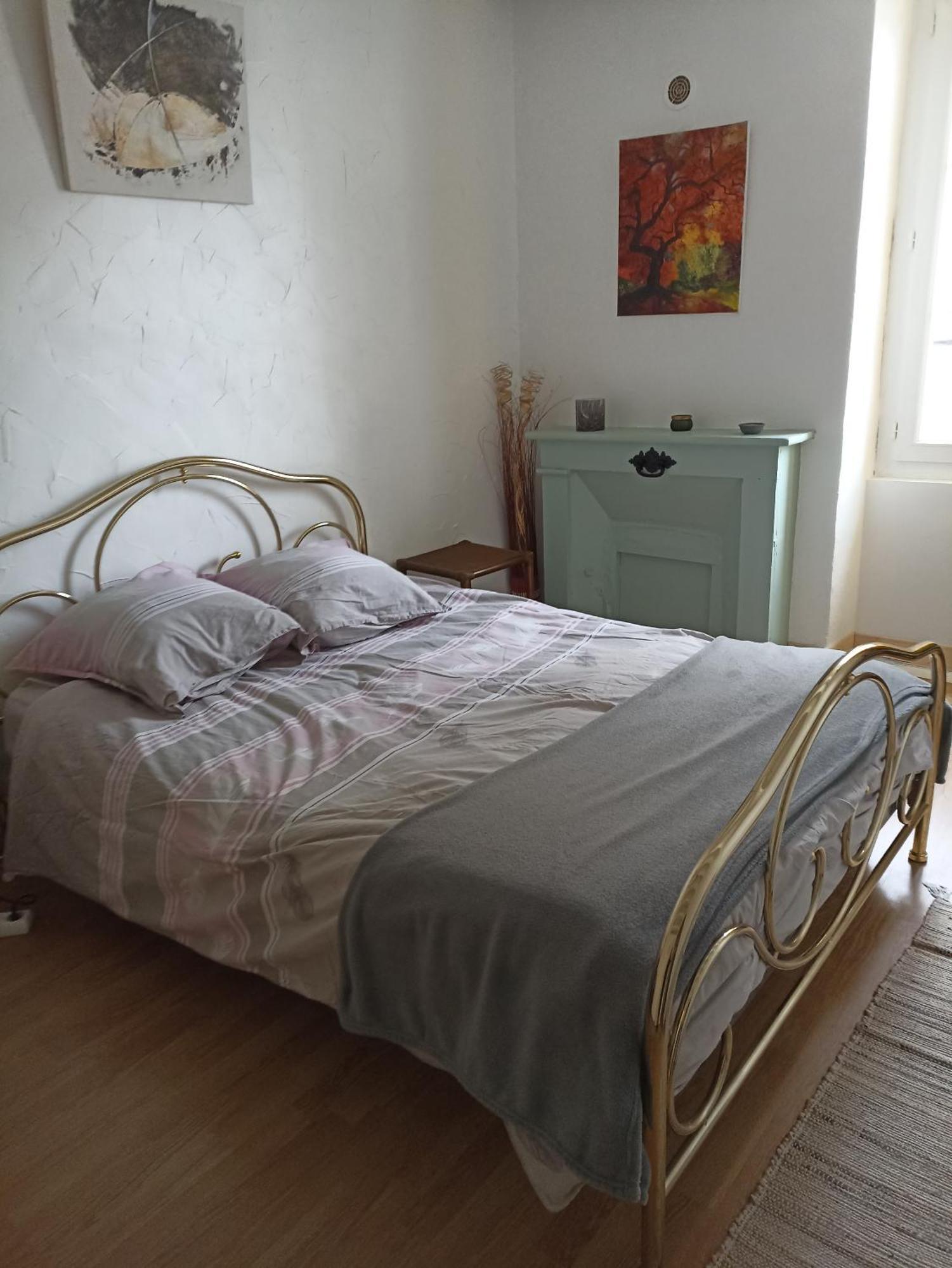 Ancienne Boulangerie Bed and Breakfast Saint-Sauveur-en-Puisaye Rum bild